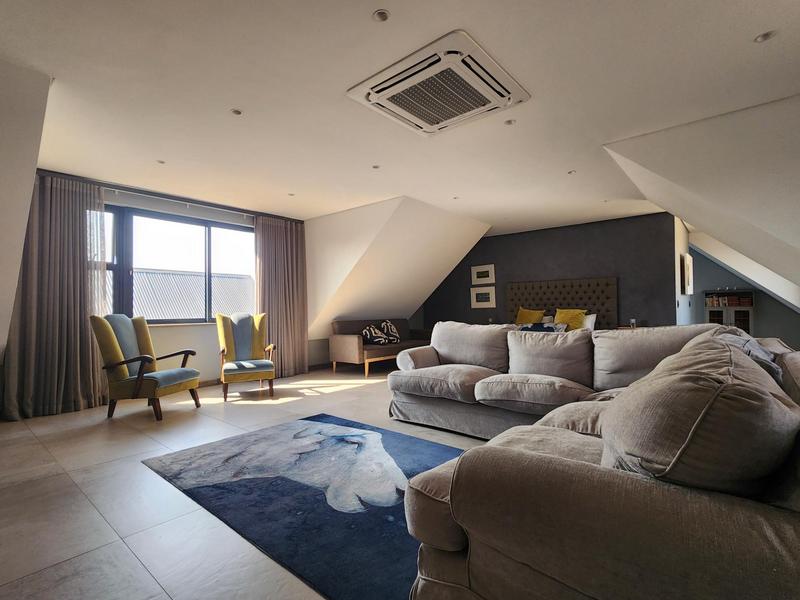 5 Bedroom Property for Sale in Heron Banks Golf Estate Free State